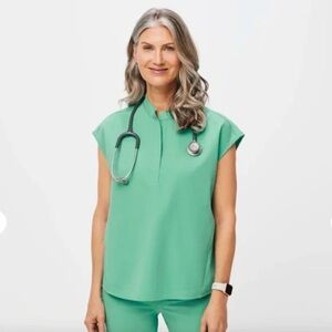Figs Women's Surgical Green Rafaela Scrub Top XS